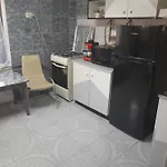 Garsoniera Sic Zona Terapia Zona Linistita La Casa Cu Parcare