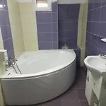 Apartament Garsoniera Sic Zona Terapia Zona Linistita La Casa Cu Parcare *