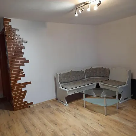 Garsoniera Sic Zona Terapia Zona Linistita La Casa Cu Parcare