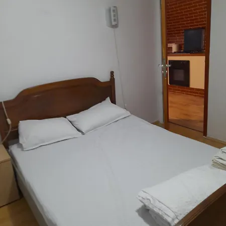 דירה Garsoniera Sic Zona Terapia Zona Linistita La Casa Cu Parcare קלוז'-נאפוקה