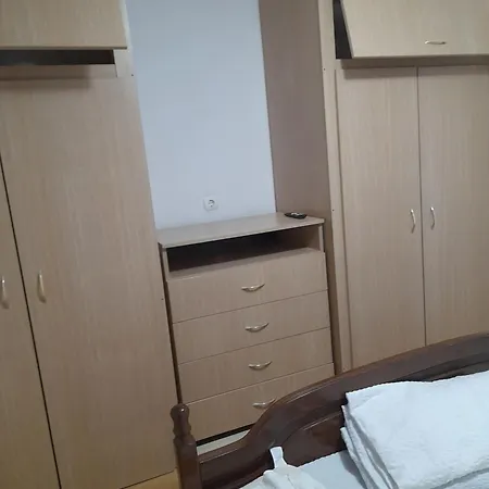 Garsoniera Sic Zona Terapia Zona Linistita La Casa Cu Parcare Cluj-Napoca