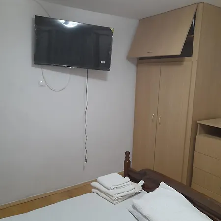 Lägenhet Garsoniera Sic Zona Terapia Zona Linistita La Casa Cu Parcare Cluj-Napoca