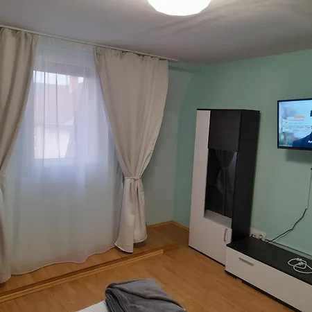 Apartment Garsoniera Sic Zona Terapia Zona Linistita La Casa Cu Parcare Cluj-Napoca