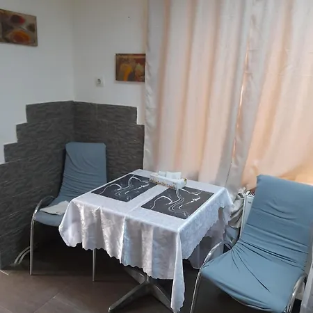 Garsoniera Sic Zona Terapia Zona Linistita La Casa Cu Parcare * كلوج-نابوكا