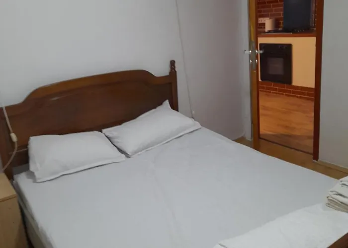 Apartament Garsoniera Sic Zona Terapia Zona Linistita La Casa Cu Parcare Cluj-Napoca